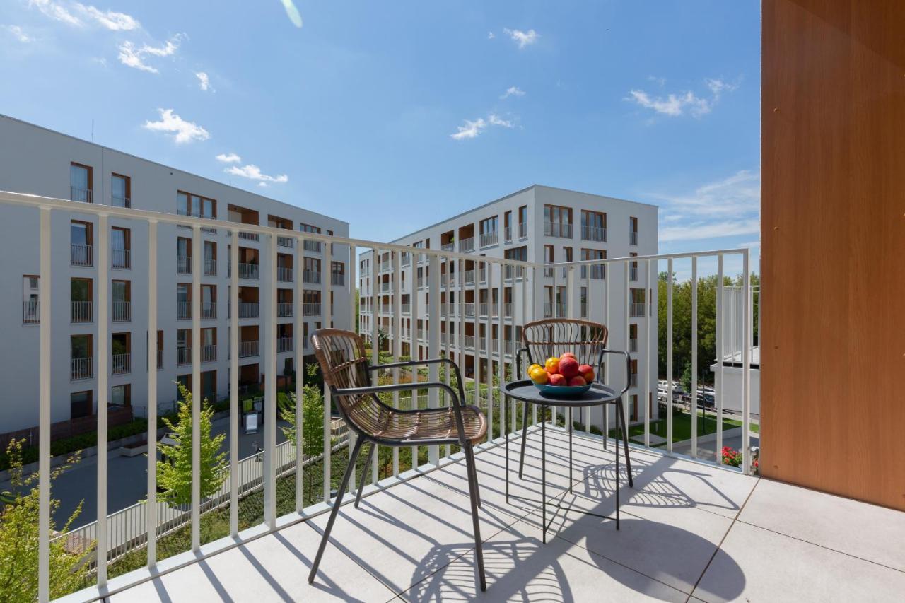 Modern Apartment With Balcony Warsaw Mokotow Aignera By Noclegi Renters Bagian luar foto
