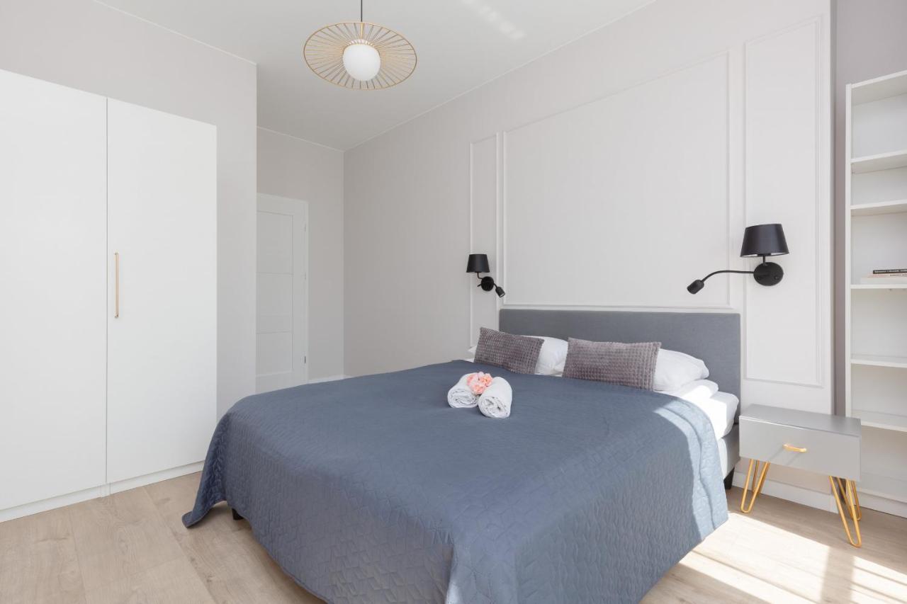 Modern Apartment With Balcony Warsaw Mokotow Aignera By Noclegi Renters Bagian luar foto